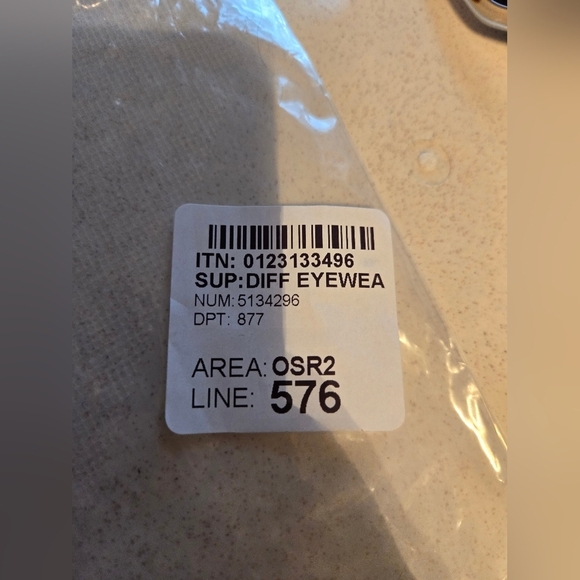 NWT | Diff Eyewear | Becky II | Tortoise Shell Polarized Cat-Eye Sunglasses - Picture 15 of 15